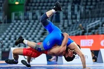  اعضای تیم ملی کشتی فرنگی ایران راهی بیشکک شدند