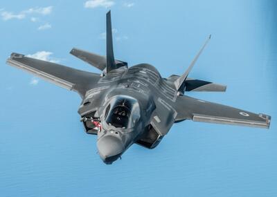  تصاویری از F35 منهدم شده آمریکایی در آسمان مرکزی ایران