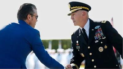  رسانه آمریکایی از افزایش تنش بین وزیر جنگ و فرماندهان ارشد خبر داد