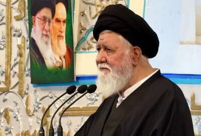  آیت‌الله علم‌الهدی: آمریکا در هر دو جبهه جنگ نرم و سخت شکست خورده است | اهتزاز پرچم ایران در خاک آمریکا از هر خاری کشنده‌تر است