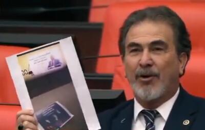  وقتی تصویر موشک‌های ایرانی در پارلمان ترکیه به نمایش در می‌آید