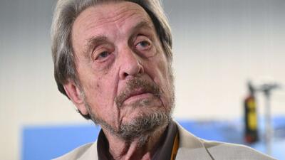  پدر ماسک معتقد است که اوکراین توسط 50 خانواده اداره می‌شود