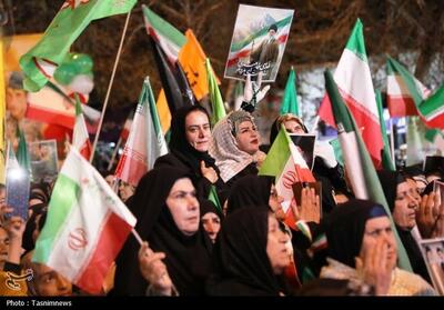  وحدت و حضور بزرگ‌ترین عامل ظفر بر دشمن آمریکایی-صیهونی - تسنیم
