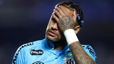  یک زن نیمار را از جام جهانی محروم می‌کند