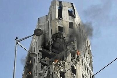  اصابت موشک ایرانی به ساختمانی در بنی‌براک در شرق تل‌آویو