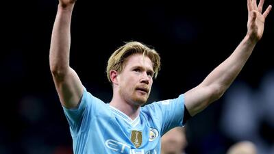  دی‌بروینه در ناپولی‌ می‌ماند