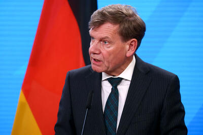  واکنش برلین به تهدید ترامپ به خروج از ناتو