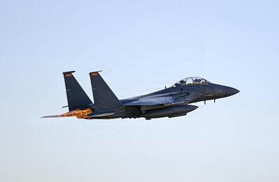  تلگراف: سرنوشت خلبان جنگنده مفقود شده آمریکایی می تواند مسیر جنگ در ایران را تغییر دهد