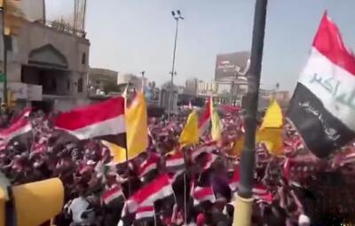  حضور گسترده مردم عراق در میدان التحریر بغداد، در محکومیت حمله آمریکا و رژیم صهیونسیتی به ایران و محور مقاومت