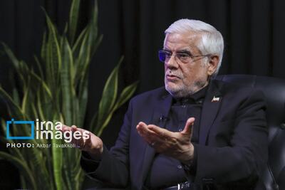  عارف: جبران خسارات جنگ را وظیفه خود می‌دانیم