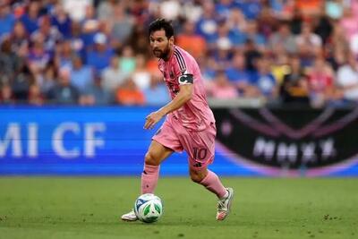  ضربه سر تماشایی مسی در دیدار شب گذشته