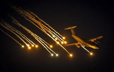  فلر چیست؟ | راز جرقه‌های جنگی مرموز در آسمان