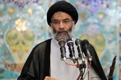  تصاویر پربازدید از امام جمعه اهواز با دوش‌پرتاب
