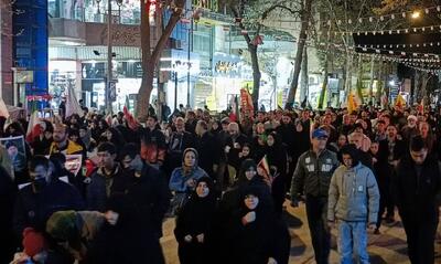  حضور مردم در میدان حماسه می‌آفریند + فیلم