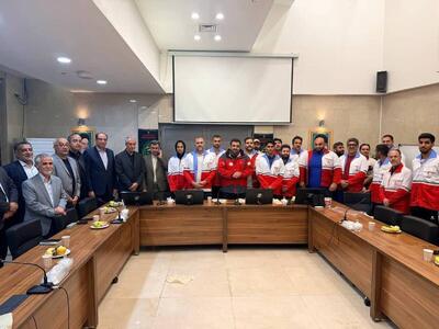  ملی‌پوشان دوومیدانی در مشهدالرضا (ع) به پویش ملی «ایران ما» پیوستند