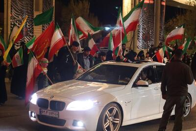  حضور پرشور جوانان کازرونی در حمایت از مدافعان امنیت