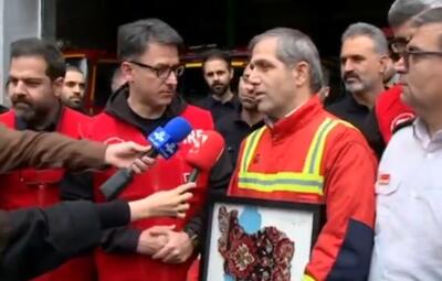  در ۳۶، ۳۷ روز گذشته موفق شدیم ۴۱۰ نفر را زنده از زیر آوار خارج کنیم