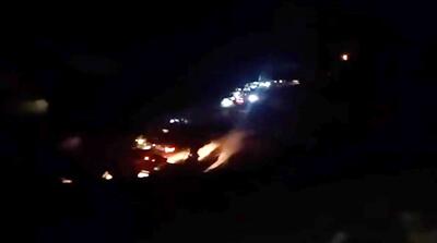  تصاویر صف خودروها در منطقه جستجوی خلبان آمریکایی