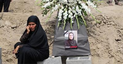  شلیک سه موشک به مدرسه ای در ایران و مرگ ۱۶۳ کودک/ حمله آمریکا به مدرسه میناب؛ از مرگبارترین کشتارهای کودکان/ سکوت متحیر کننده جهان!