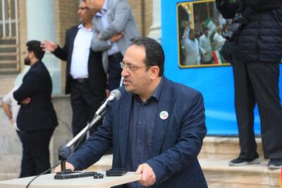  رئیس دانشگاه علوم پزشکی مشهد: از نظر تجهیزات پزشکی هیچ کمبودی نداریم | بیمارستان‌های ما کاملا فعال هستند
