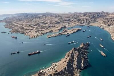  نیروی دریایی سپاه: تنگه هرمز هرگز به روال سابق باز نخواهد گشت