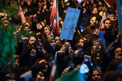  همه باهم، پای کار «ایران» | سی‌و ششمین موج دریای خروشان مردم مشهد + فیلم