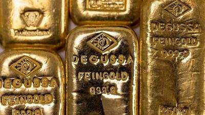  قیمت طلا در معاملات روز سه‌شنبه بازار جهانی افت کرد