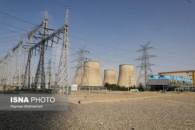  حلقه انسانی اطراف نیروگاه‌های برق کشور در اعتراض به تهدید ترامپ