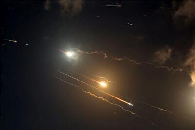  اعتراف روزنامه اسرائیلی؛ ایران موفق به شناسایی شکاف‌هایی در سامانه پدافندی اسرائیل شده است