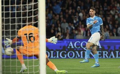  ناپولی برد و جای میلان را گرفت