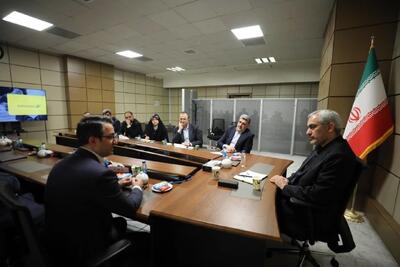  وزیر امور اقتصادی و دارایی از تلاش‌های مجموعه بازار سرمایه قدردانی کرد