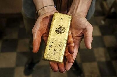  طلا در بازار جهانی عقب‌نشینی کرد