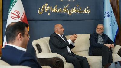  تأکید پزشکیان بر حفظ امنیت شغلی در شرایط جنگی