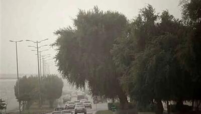  پایداری جوی در اصفهان؛ وزش باد و گرد و خاک در نیمه شرقی