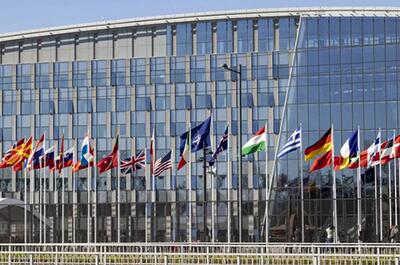  برگزاری همه‌پرسی برای خروج اسلوونی از ناتو