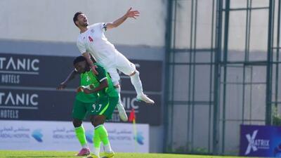  متزلزل در دفاع، بی‌دقت و کم‌تمرکز در حمله