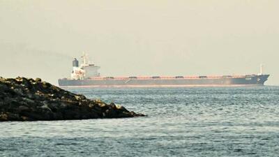  اطلاعات تازه از شکست عملیات نفوذ دو ناوشکن آمریکایی به تنگه هرمز