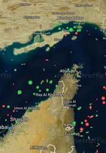  تنگه هرمز همچنان مسدود است