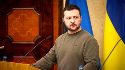  زلنسکی: نیروی دریایی اوکراین برای باز کردن تنگه هرمز آماده است
