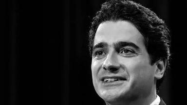  دانلود آهنگ همایون شجریان / آواز عاشقانه یک نفس آرزوی تو / ای که همه نگاه من خورده گره به روی تو + متن کامل