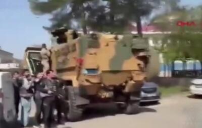  به گزارش رسانه‌های محلی، یک دانش‌آموز مسلح به دبیرستانی در ترکیه حمله کرد و ۱۷ نفر را زخمی کرد