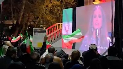  پخش کنسرت خواننده زن لبنانی در باغ فردوس