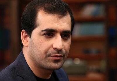  شعرخوانی حمید برقعی در پاتوق هنرمندان/ما اربعین «وَ اعْتَصِمُوا» هستیم - تسنیم