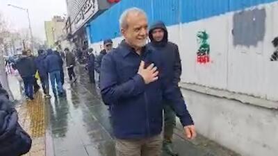  پزشکیان بدون محافظ در راهپیمایی روز قدس