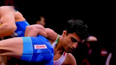  پیروزی احمد جوان برابر آزادکار ژاپنی