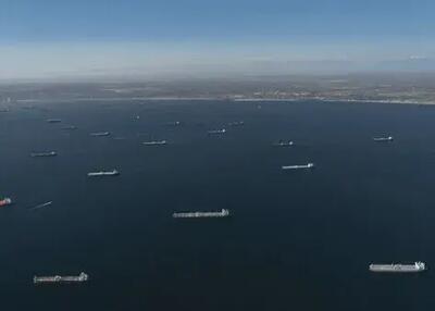  اذعان سی‌ان‌ان: شناورهای ایرانی از تنگه عبور می‌کنند