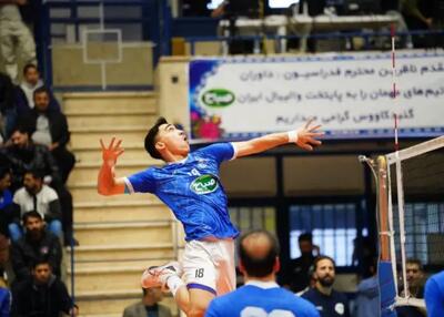  پیاتزا بازیکن استقلال را خواست