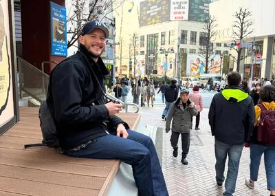  فوق‌ستاره والیبال در توکیو عکاس شد