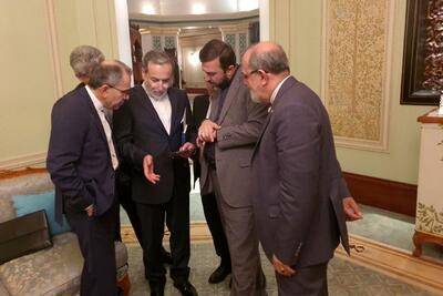  در شرایط فعلی، مواضع برخی کشورهای مهم اروپایی تا حدی از آمریکا فاصله گرفته و به ایران نزدیک شده؛ استفاده از ظرفیت چین هم اهمیت دارد