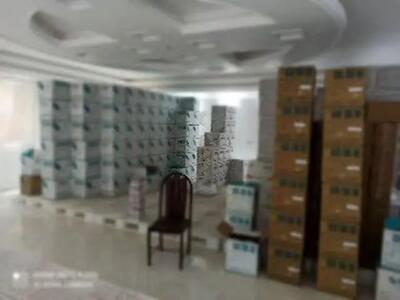  کشف انبار احتکار تجهیزات پزشکی در قم